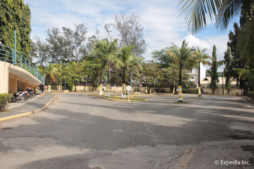 Wild Orchid Beach Resort Olóngapo Exterior foto